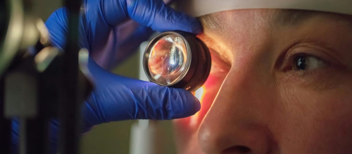 Ulcère de la cornée : symptômes, causes, traitements